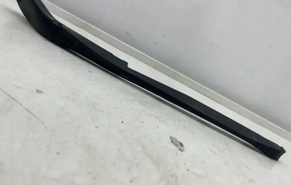 Audi A8 S8 D3 4E Front wiper blade arm 4E1955407C