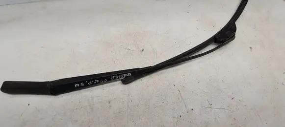 Opel Zafira A Front wiper blade arm 90582557 90582557LH