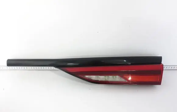 BMW 2 F44 Tailgate rear/tail lights 7465470