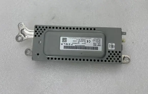 Tesla Model 3 Other control units/modules 107975500D AQ4022900000DM 10162020