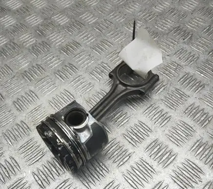 Ford Focus Piston