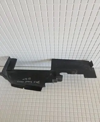 Jeep Grand Cherokee Intercooler air guide/duct channel M161098A 14527