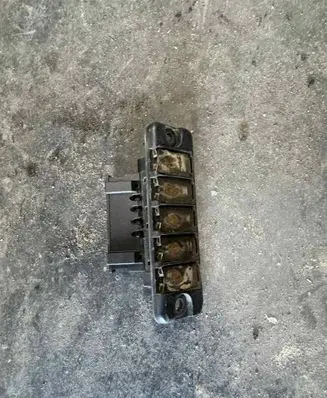 Mercedes-Benz Vito Viano W639 Sliding door contact joint 6398200011