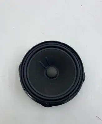Skoda Octavia Mk3 (5E) Rear door speaker