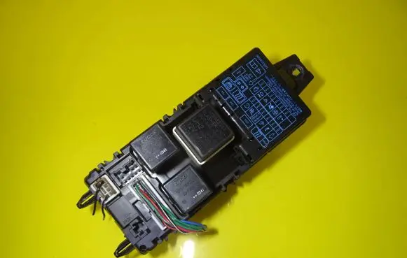 Mitsubishi Carisma Fuse box set MB953355