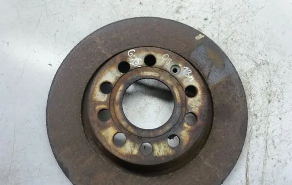 Audi Q3 8U Rear brake disc