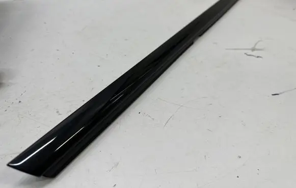 Mercedes-Benz CLA C118 X118 Rear door glass trim molding