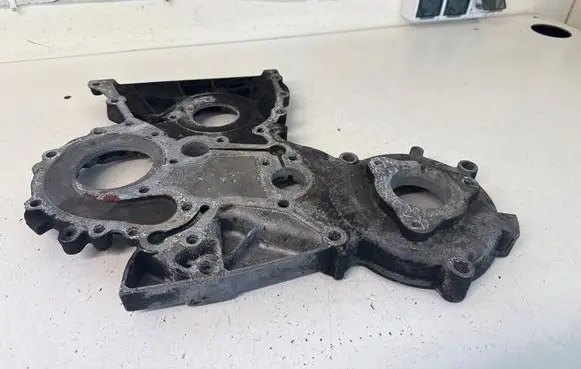 Opel Vivaro Timing chain cover 8200018628