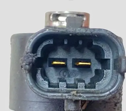 Opel Zafira B Fuel injector 0445110243 3213386068610
