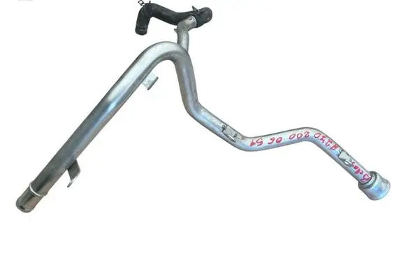 Engine coolant pipe/hose
