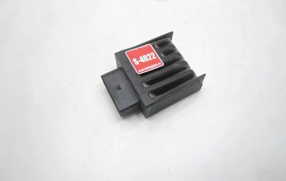 Volkswagen Caddy Fuel injection pump control unit/module 3Q0906121D