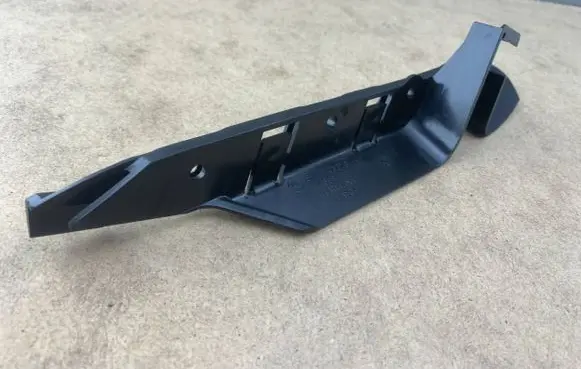 BMW 5 E60 E61 Front bumper mounting bracket 7033705 51117033705