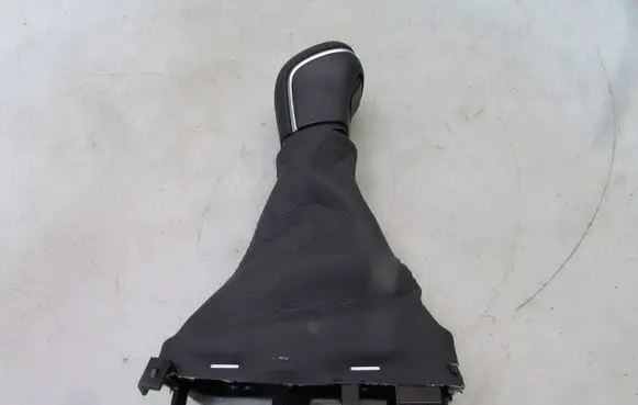 Mazda 2 Gear selector/shifter in gearbox 