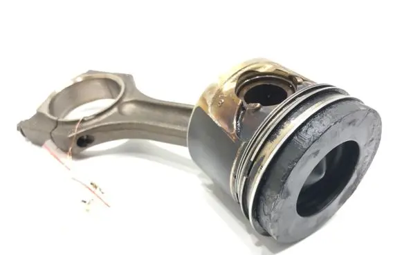 BMW 5 F10 F11 Piston with connecting rod N47D20C