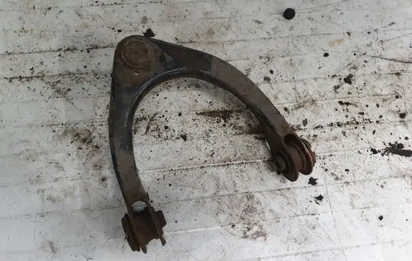 Lexus IS 220D-250-350 Front lower control arm/wishbone NOCODE