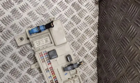 Volvo V50 Fuse module 