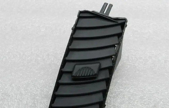 Opel Zafira B Dash center air vent grill 13145264