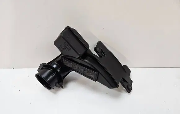Mazda CX-3 Air filter box K6805