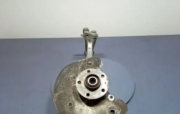 Audi Q5 SQ5 Front wheel hub spindle knuckle