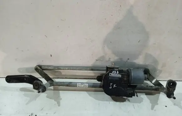 Skoda Octavia Mk2 (1Z) Front wiper linkage and motor 1Z1955119C 1Z1955023E