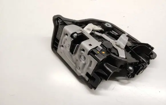 BMW 2 F45 Front door lock 7281931 A046465 18283810
