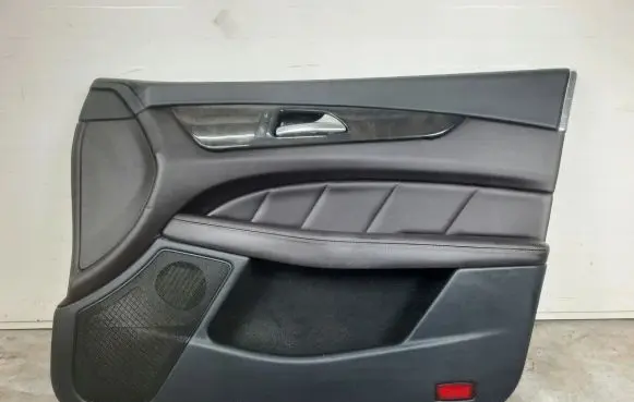 Mercedes-Benz CLS C218 X218 Front door card panel trim