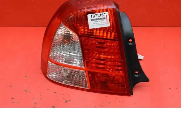 KIA Shuma Rear/tail lights 