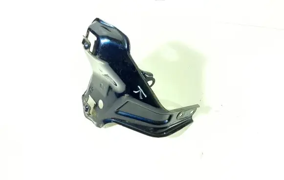 Toyota Corolla Verso E121 Headlight/headlamp mounting bracket