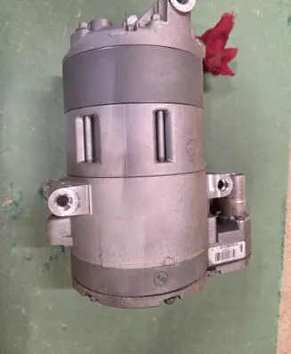 BMW 7 G11 G12 Air conditioning (A/C) compressor (pump) 6998209 21137510