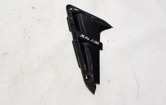 BMW X4M F98 Fender trim (molding) 8094225