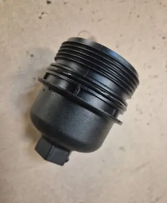 Renault Master II Oil filter cover 2370049 70860