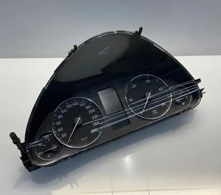 Mercedes-Benz C W203 Speedometer (instrument cluster) A2035401148 2035401148