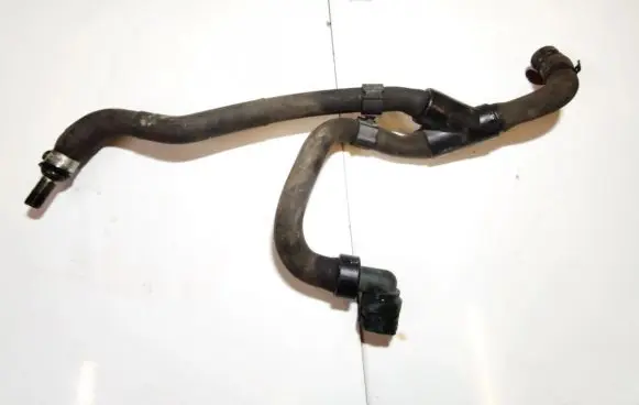 Opel Insignia A Engine coolant pipe/hose