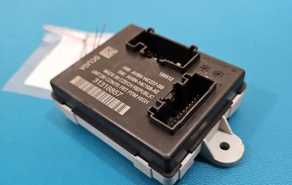 Volvo S60 Central body control module AV6N14C108AE IMPRK1585841