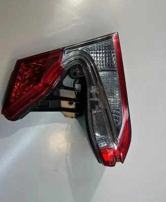 Toyota C-HR I Tailgate rear/tail lights 81690F4010