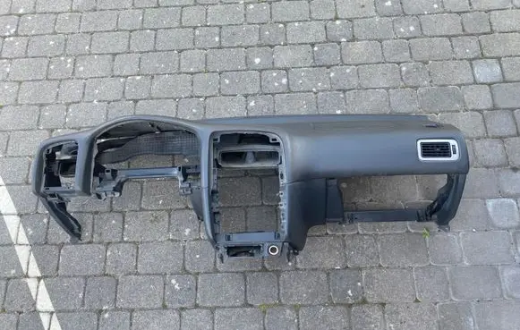 Toyota Avensis T220 Dashboard 5595005030