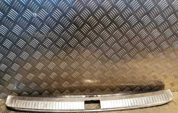 Mercedes-Benz C W203 Trunk/boot sill cover protection 2036901887