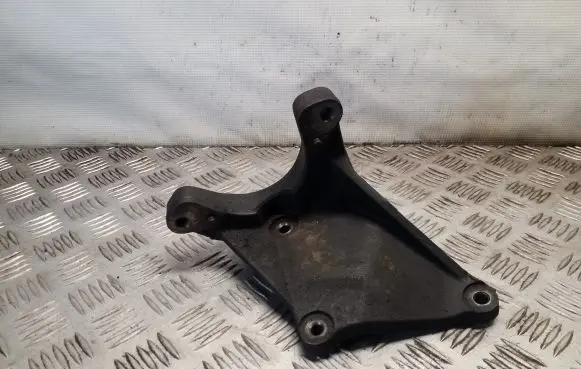 Mitsubishi Grandis Driveshaft support bearing bracket 