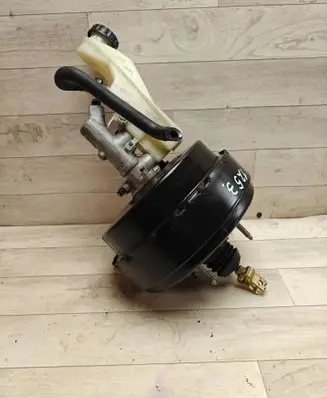 Toyota Corolla Verso E121 Brake booster 472000F030 0204024806