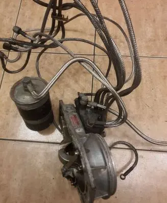 Audi 100 200 5000 C3 Fuel distributor 035133353ab 0438100125 0438120185