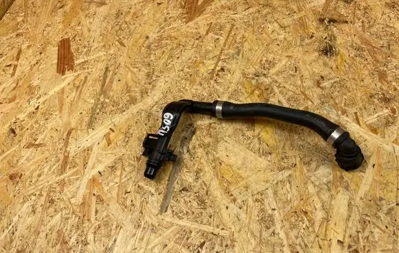 BMW X3 G01 Engine coolant pipe/hose 8472307