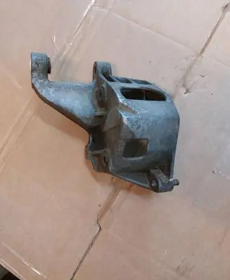 Volkswagen Golf III Power steering pump mounting bracket 028145523D