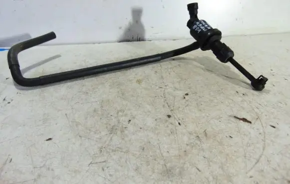 Nissan Micra Clutch slave cylinder 306109U100