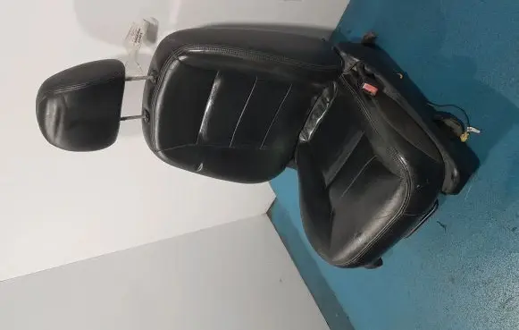 Ford Maverick Front passenger seat 