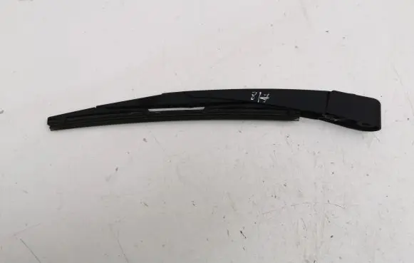 Peugeot 3008 II Rear wiper blade arm 9811749680