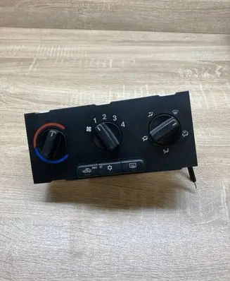 Opel Zafira A Climate control unit 90673 501963