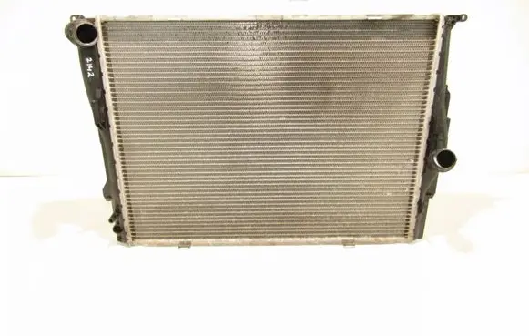 BMW 1 E81 E87 Coolant radiator 752293414