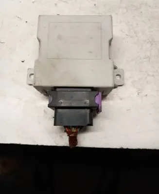 Toyota Avensis T250 Window wiper relay 150696