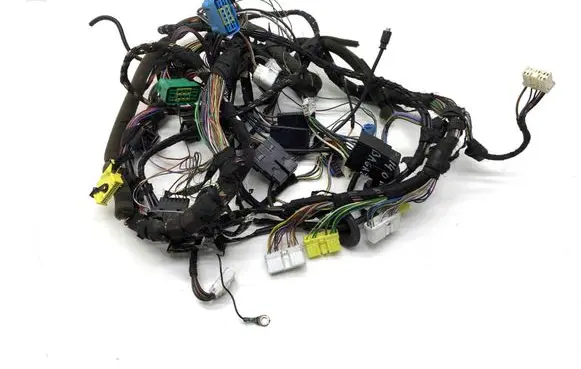 Jaguar XK8 - XKR Tailgate/trunk wiring harness LNA6705AB LJA6707AA