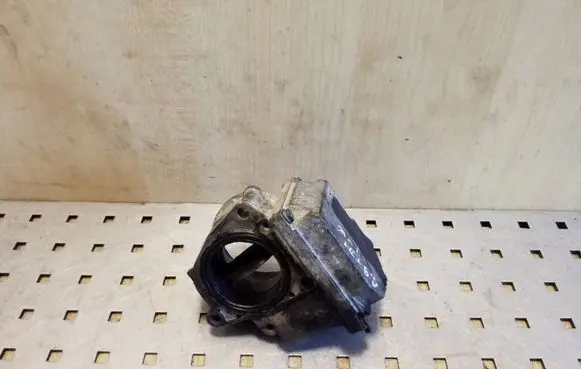 Volkswagen Jetta V Throttle valve 03G128063C A2C53099815